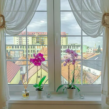 Opera Apart Apartment *